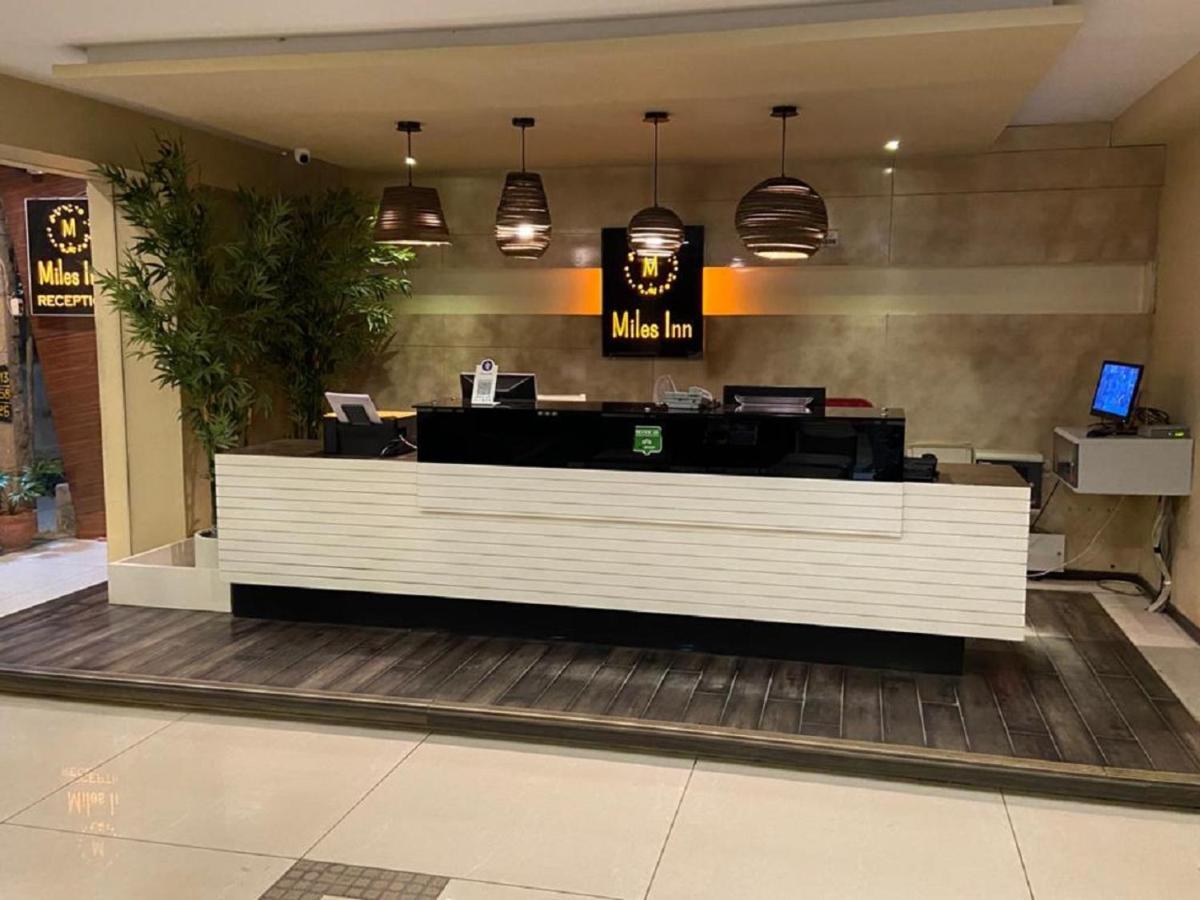 Miles Inn Hotel Hassan Buitenkant foto